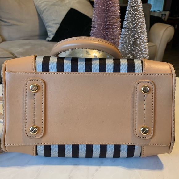 SOLD Henri Bendel Iconic Stripe Petite Barrel Bag - Picture 2 of 4
